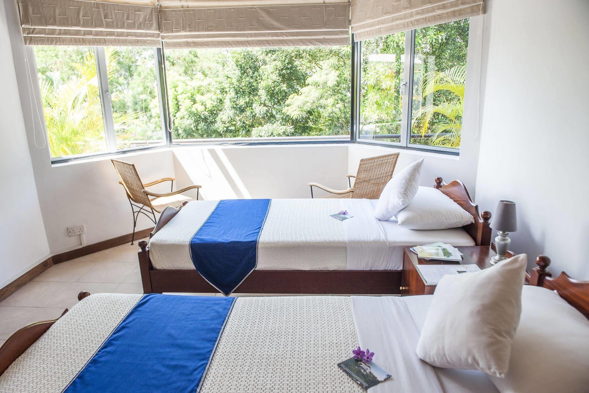 Hotel Mowbrey House Kandy Esterno foto